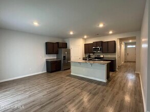 202 Airlie Vista Ln in Surf City, NC - Building Photo - Building Photo