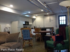 441 Highland Ave SW-Unit -Apt D in Roanoke, VA - Building Photo - Building Photo