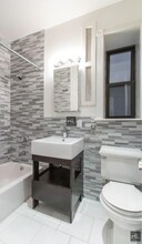 East 5th Street in New York, NY - Building Photo - Building Photo