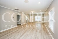 107 Wayne Ave photo'