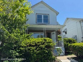 742 Donnelly St in Duryea, PA - Building Photo