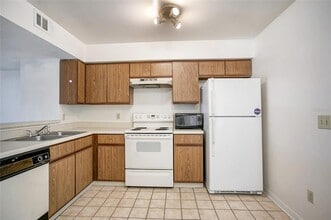 2725 Gray Fox Ln in Orlando, FL - Building Photo - Building Photo