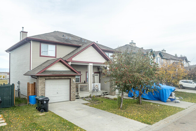 47 Ventura St in Spruce Grove, AB - Building Photo - Building Photo