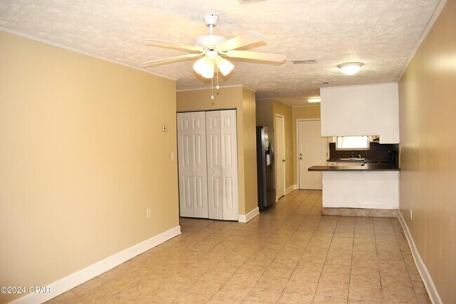 3615 E 14th St in Panama City, FL - Building Photo - Building Photo