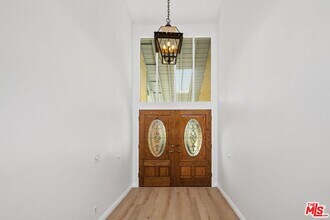 1317 Avenida de Cortez in Los Angeles, CA - Building Photo - Building Photo