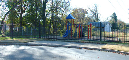 Berkley Square Apartments in Norfolk, VA - Building Photo - Building Photo