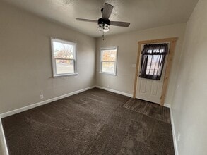 124 7th St in Rawlins, WY - Building Photo - Building Photo