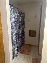 19158 Yale St NW in Elk River, MN - Foto de edificio - Building Photo