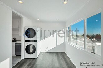 960 Larrabee St in West Hollywood, CA - Building Photo - Building Photo