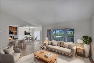 815 Boynton Beach Blvd in Boynton Beach, FL - Building Photo - Building Photo