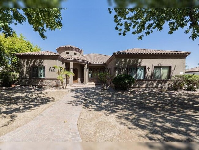 2902 E Gary Way in Phoenix, AZ - Building Photo - Building Photo