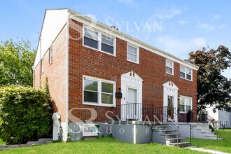 1439 Ingleside Ave in Baltimore, MD - Building Photo - Building Photo