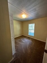 153 Willis Rd SW in Cartersville, GA - Building Photo - Building Photo