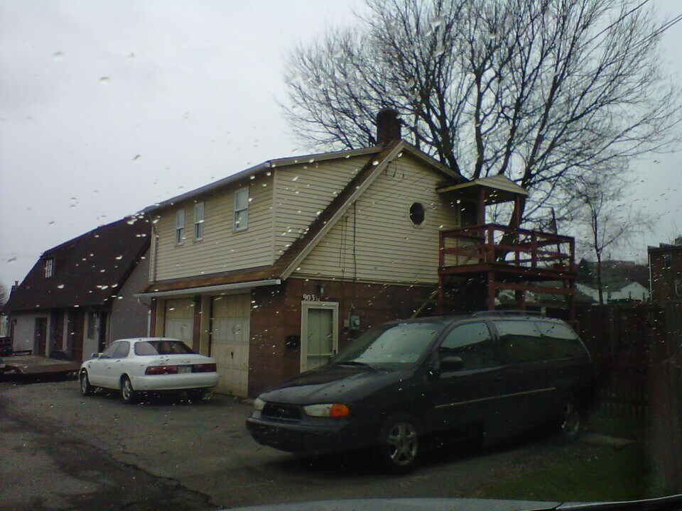 903 1/2 New Castle St in Butler, PA - Foto de edificio