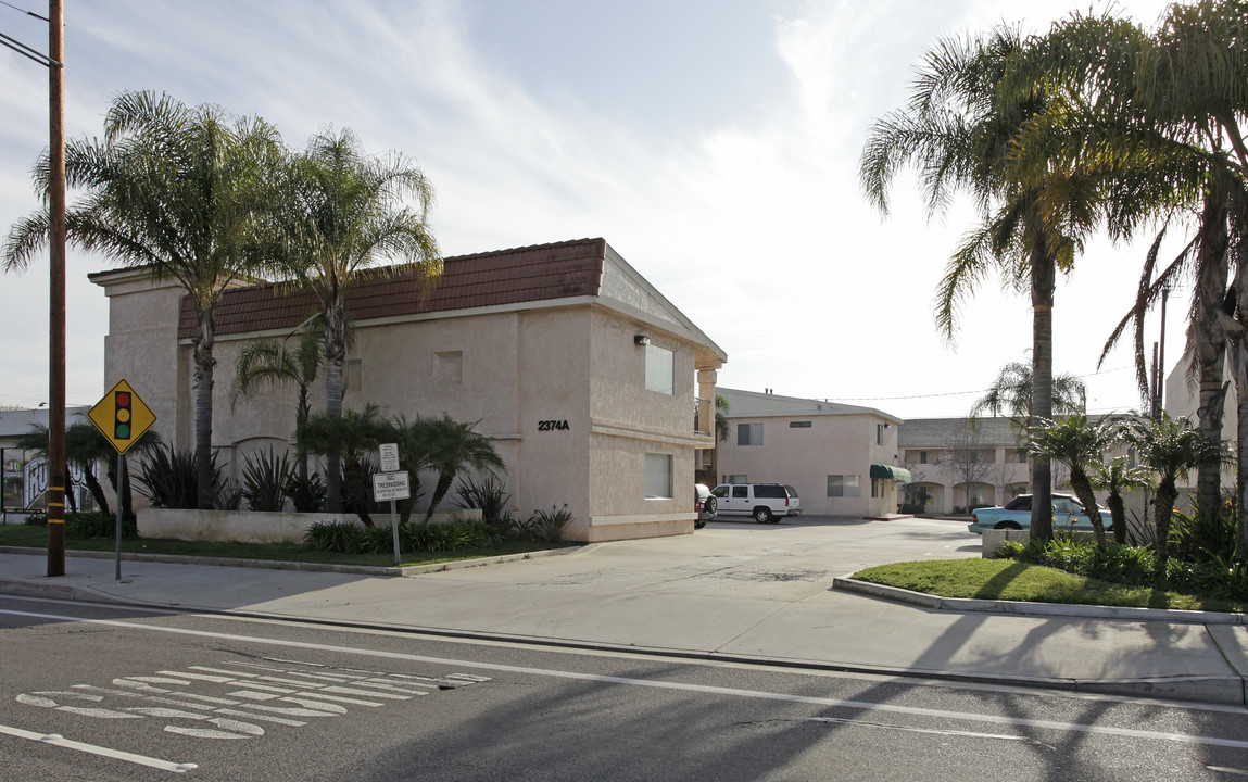 Vanguard Centre in Costa Mesa, CA - Building Photo