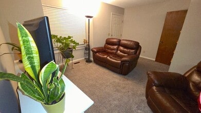 5388 Flintstone Dr in Westerville, OH - Building Photo - Building Photo