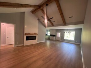 9 Valewood Ct in Sherwood, AR - Building Photo - Building Photo