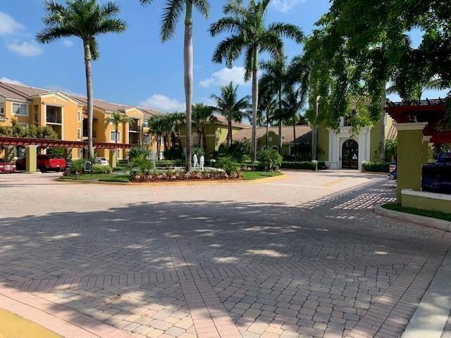 2440 E Preserve Way, Unit 101 in Miramar, FL - Building Photo