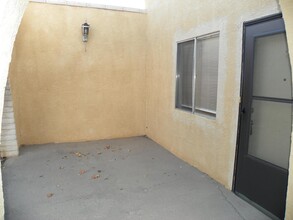 1343 Rio Rancho Dr NE in Rio Rancho, NM - Building Photo - Building Photo