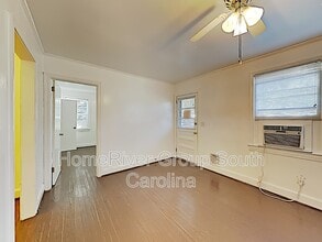 321 N Magnolia St in Sumter, SC - Foto de edificio - Building Photo
