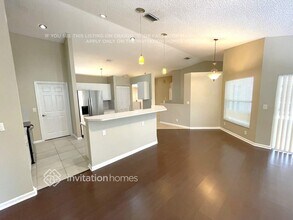 5831 NW 40th Ln in Coconut Creek, FL - Building Photo - Building Photo