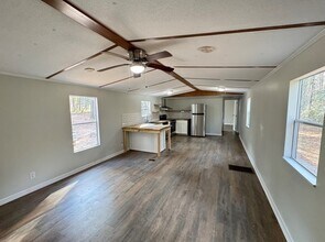 150 Oakwood Ln in Thomasville, GA - Building Photo - Building Photo