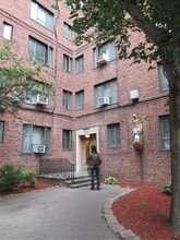 2059 McGraw Ave in Bronx, NY - Building Photo - Building Photo