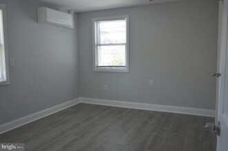 118 E Maple Ave, Unit 2R in Langhorne, PA - Building Photo - Building Photo