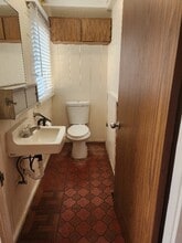 2470 Lakoloa Pl in Honolulu, HI - Foto de edificio - Building Photo