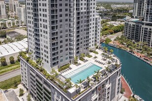 Harbour at New River in Fort Lauderdale, FL - Building Photo