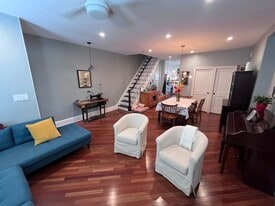 2607 E Hagert St in Philadelphia, PA - Building Photo