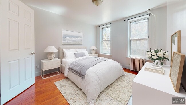 125 E 7th St in New York, NY - Building Photo - Building Photo