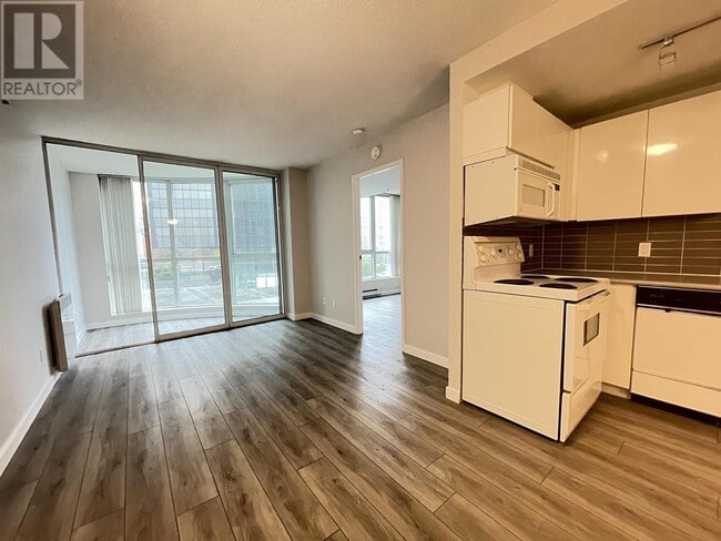 property at 588-588 Broughton St