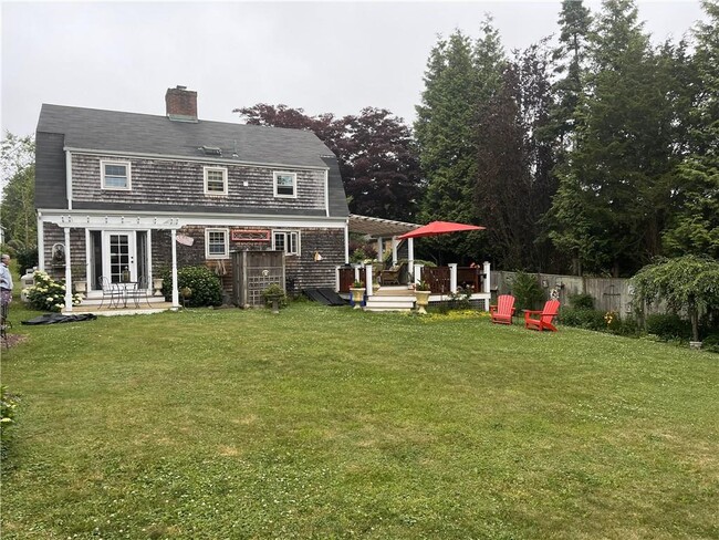 7 Boulevard E in Middletown, RI - Building Photo - Building Photo