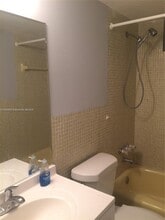 2859 Leonard Dr in Aventura, FL - Building Photo - Building Photo
