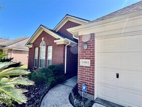 1903 Parkview Ln in Missouri City, TX - Building Photo - Building Photo