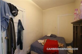 2 Ware St, Unit 105 in Cambridge, MA - Building Photo - Building Photo