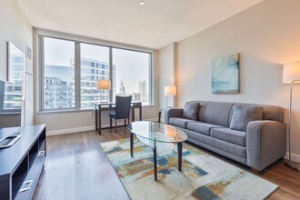 5 Fan Pier Boulevard in Boston, MA - Building Photo - Building Photo