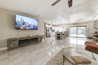 903 W Harvard Dr in Tempe, AZ - Building Photo - Building Photo