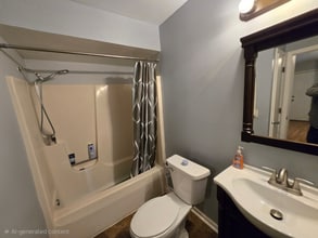 470 Echo Ln in Aurora, IL - Building Photo - Building Photo
