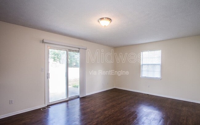 3281 Cherry Lake Ln in Indianapolis, IN - Building Photo - Building Photo