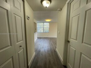 9471 Evergreen Pl in Davie, FL - Building Photo - Building Photo