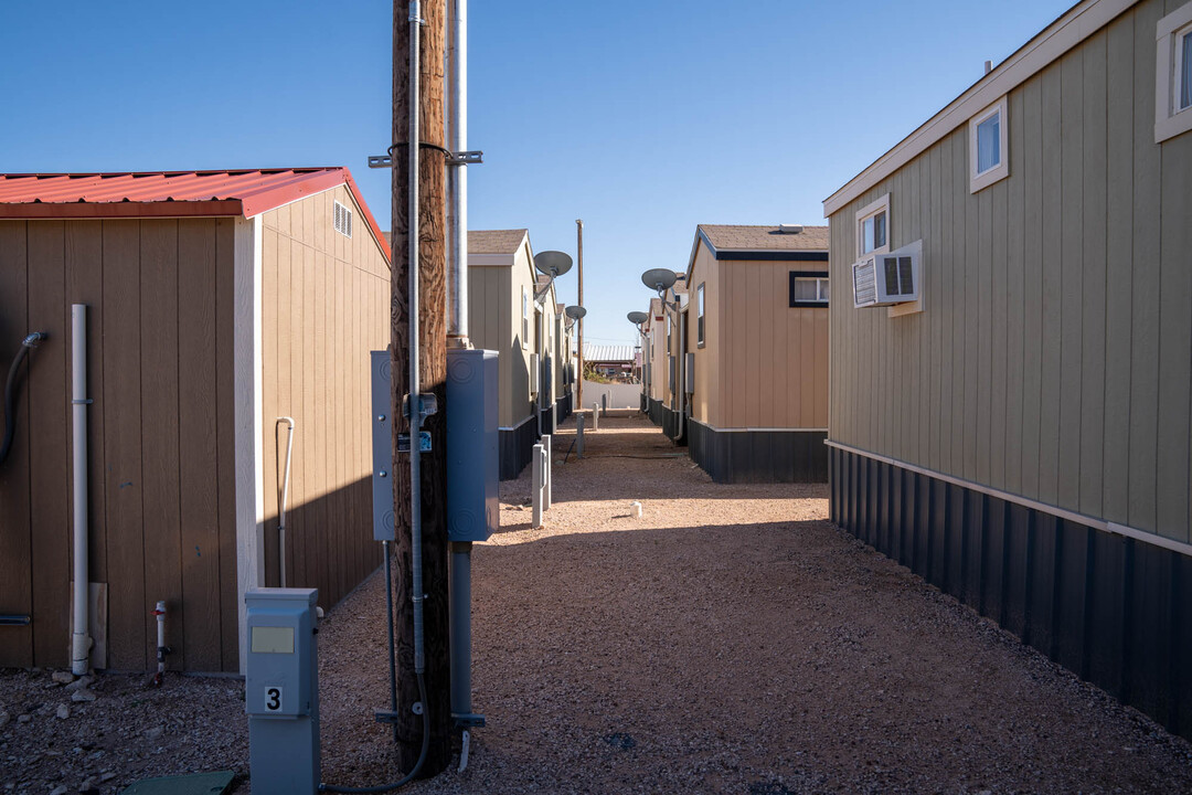 748 TX-115 in Kermit, TX - Building Photo