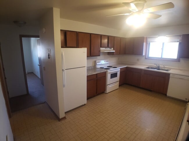 property at 1208 3rd Ave NE