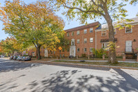 Elmwood Condominiums in Washington, DC - Foto de edificio - Building Photo