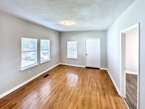 430 Center St in Bessemer, AL - Building Photo - Building Photo