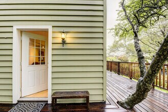 4 Laverne Ave in Mill Valley, CA - Building Photo - Building Photo