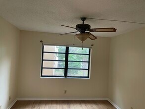 4760 Lucerne Lakes Blvd in Greenacres, FL - Building Photo - Building Photo