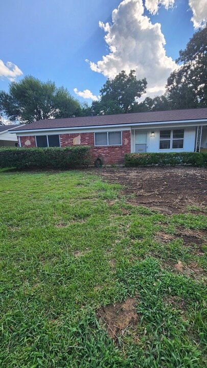 3410 Schuler Dr in Bossier City, LA - Building Photo