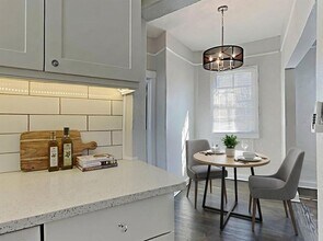 2305 W Texas Ave in Tampa, FL - Foto de edificio - Building Photo